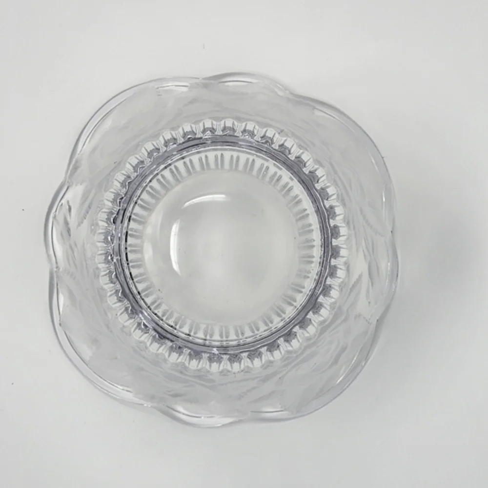 Vintage Mikasa Studio Nova Winter Rose Embossed Ribbed‎ Crystal Vase